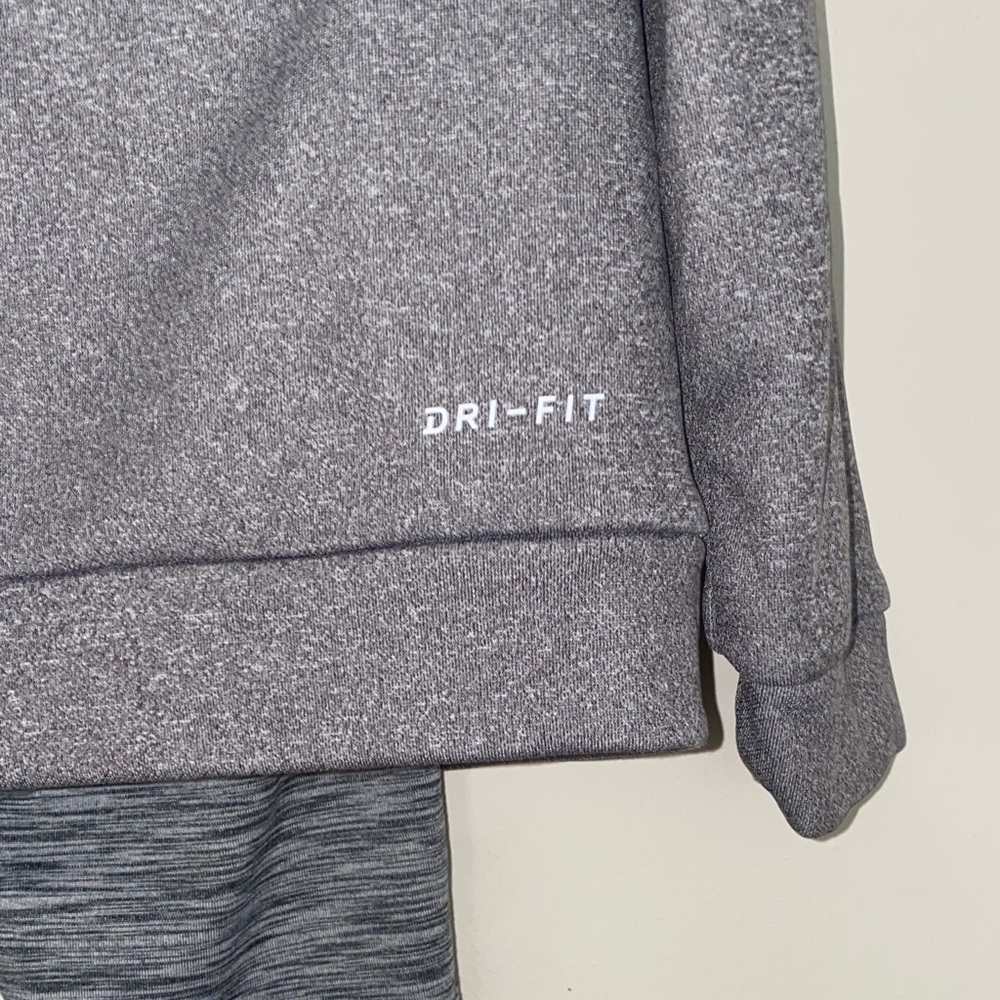 Nike Kids Gray and Pink Activewear Set - Picture 6 of 6